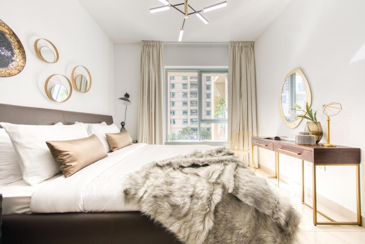 Maison Privee - Radiant Urban Retreat With Iconic Burj Khalifa Vws 迪拜 外观 照片