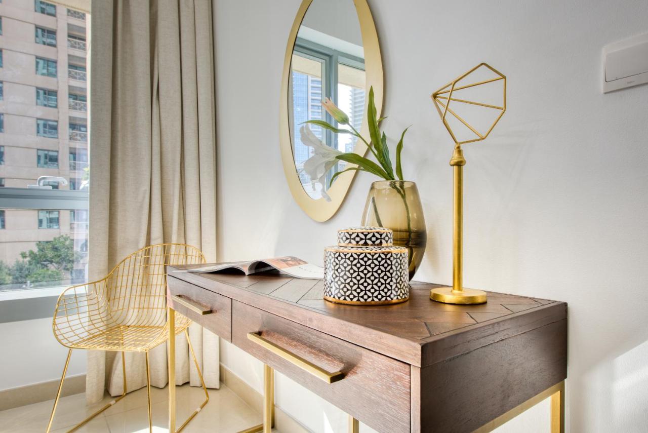 Maison Privee - Radiant Urban Retreat With Iconic Burj Khalifa Vws 迪拜 外观 照片